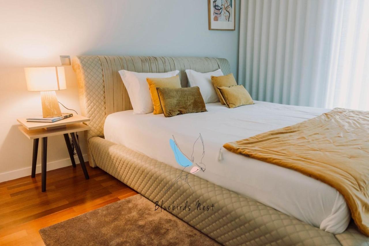 The Bluebirds Nest By Tonsdeverde Apartment